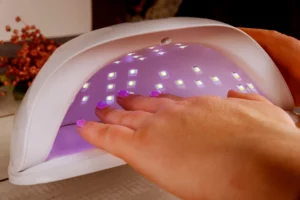 Como Escolher a Lâmpada UV Ideal para Unhas em Gel