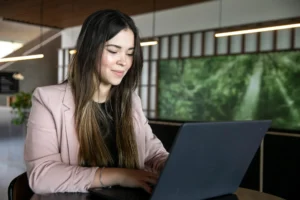 XP Inc. Vagas para Recém-Formados: Estágio XTAG e Benefícios